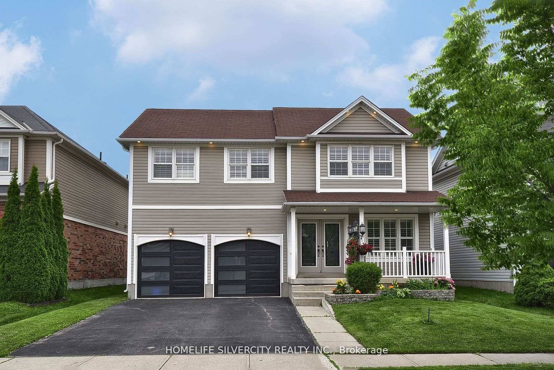 Stunning and Modern ! This beautifully designed two story, 4 bedroom home in the prestigious Empire South community offers luxurious living.