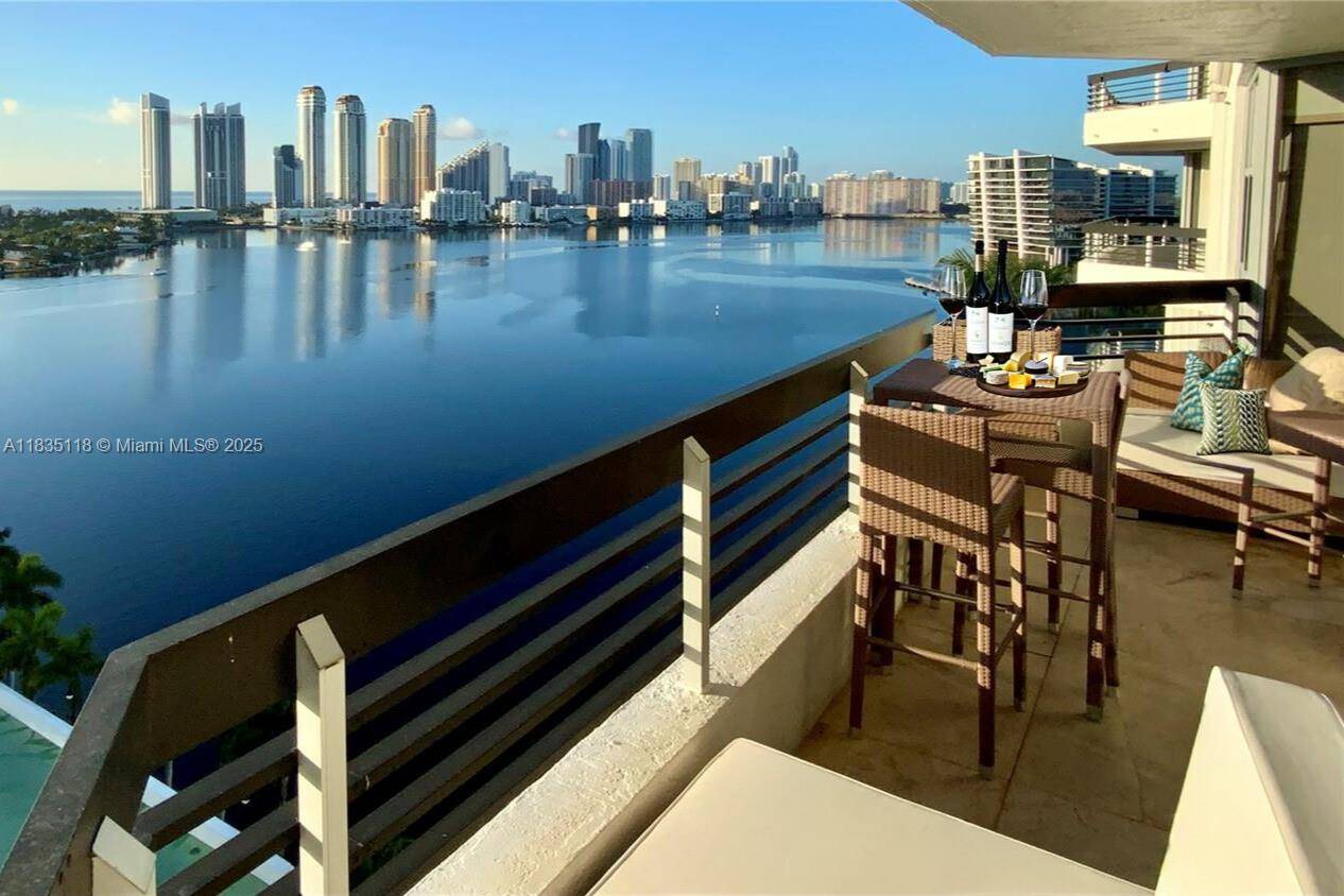Live in the best tower of Mystic Pointe !