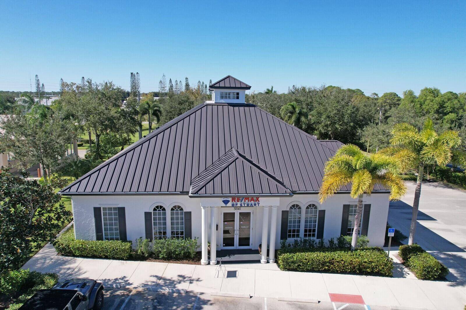 5721 sf professional building available for sale.