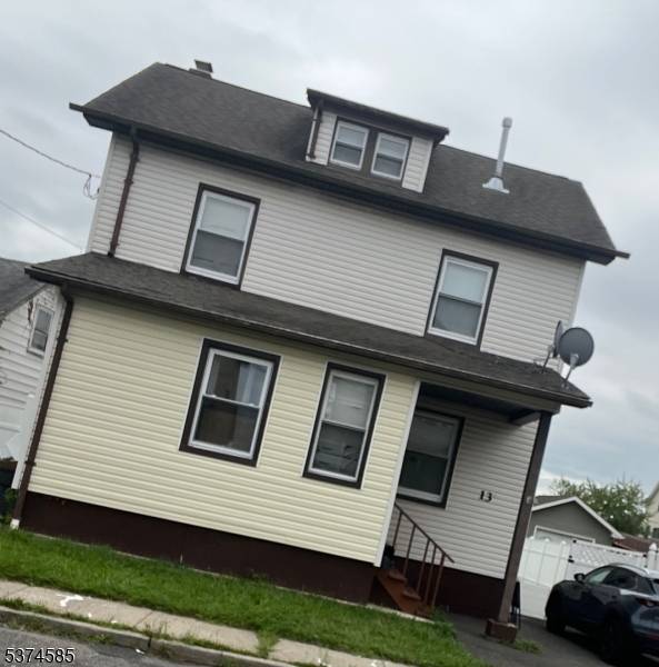 Berkeley Pl Elizabeth City New Jersey Single-Family