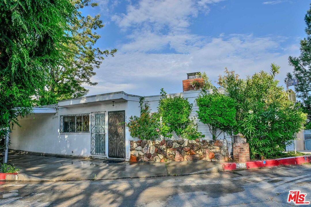 2536   Vasanta Way 2BR Hollywood Hills East La