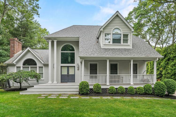 Bridgehampton 4 Br Pool Close to All