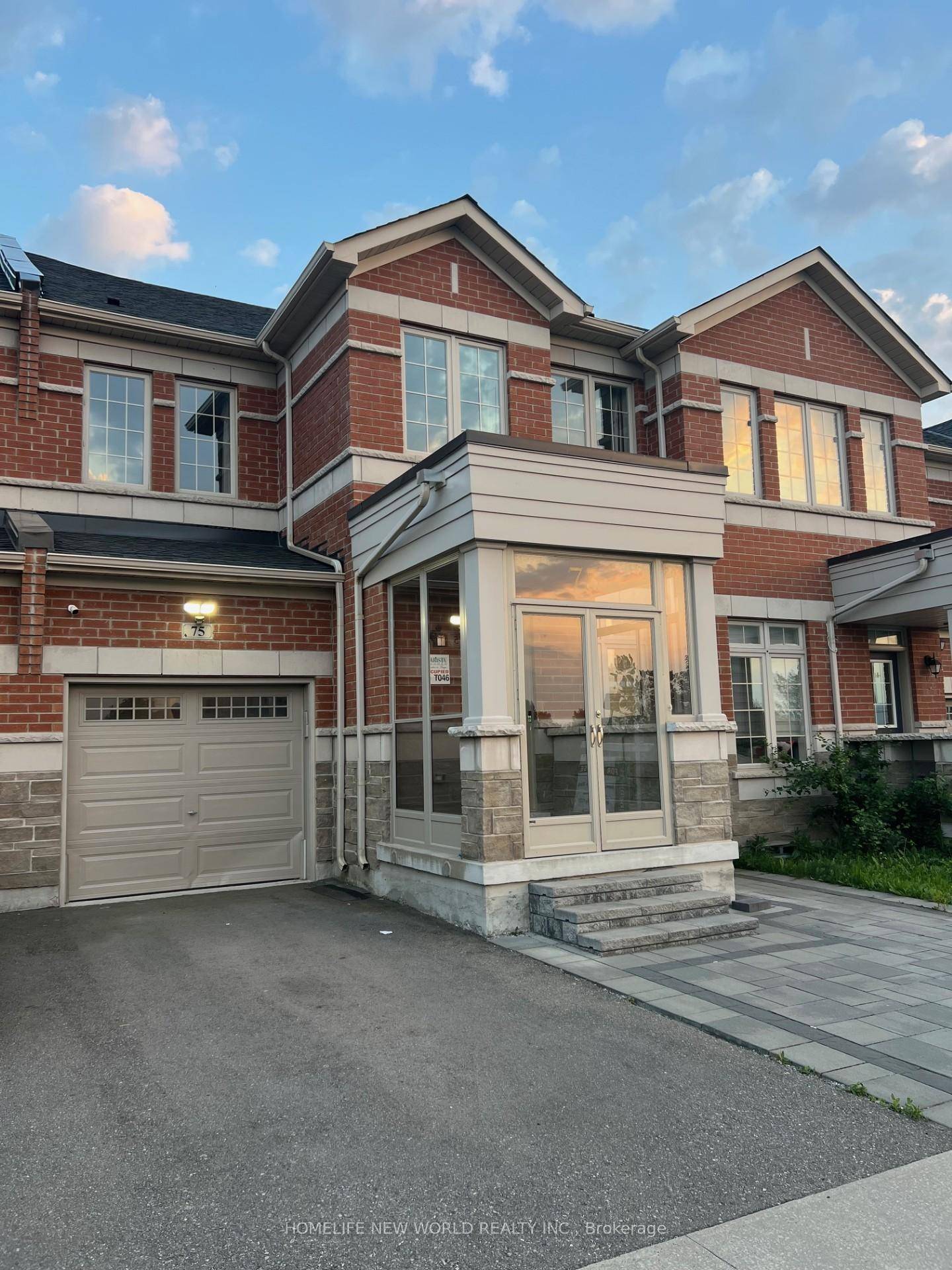 High demand location in Markham Box Grove Community !