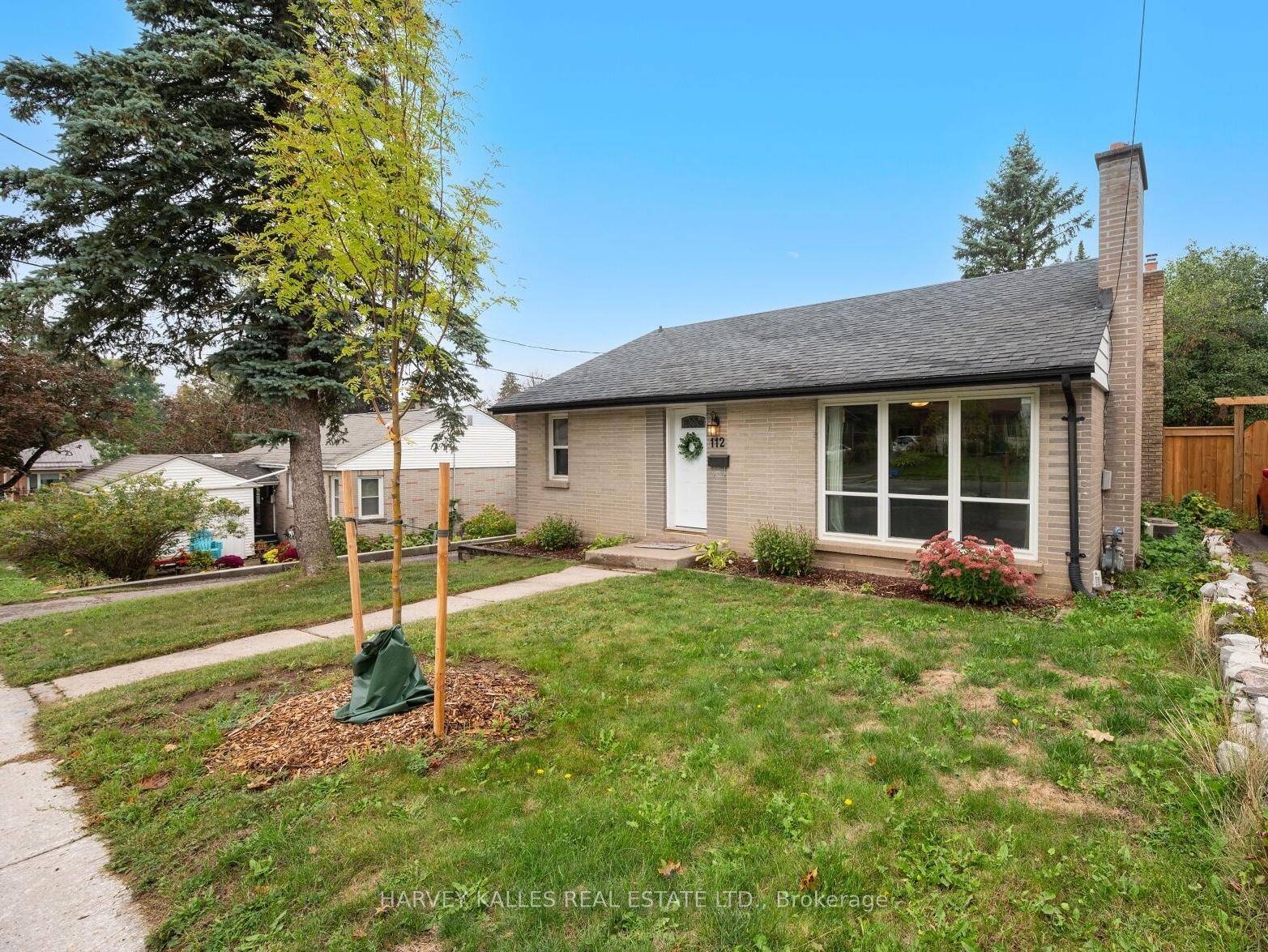 Welcome to this beautifully updated bungalow, a perfect blend of style, comfort, and functionality ideal for families, downsizers, or investors alike !