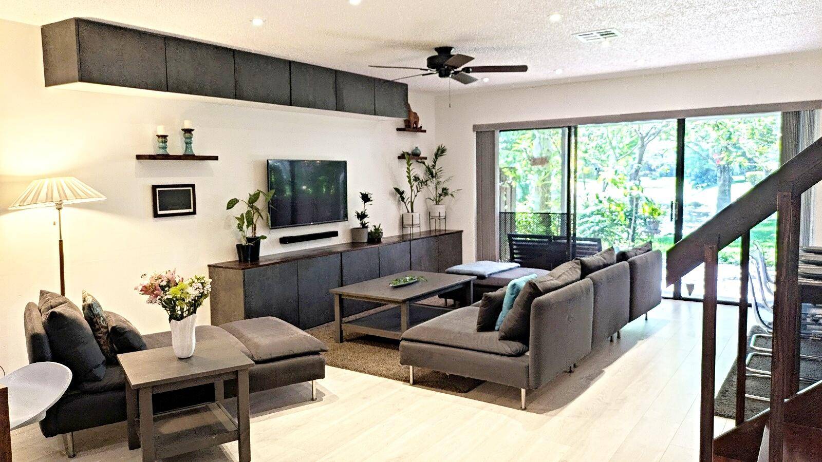 Beautifully renovated 3BR 2.