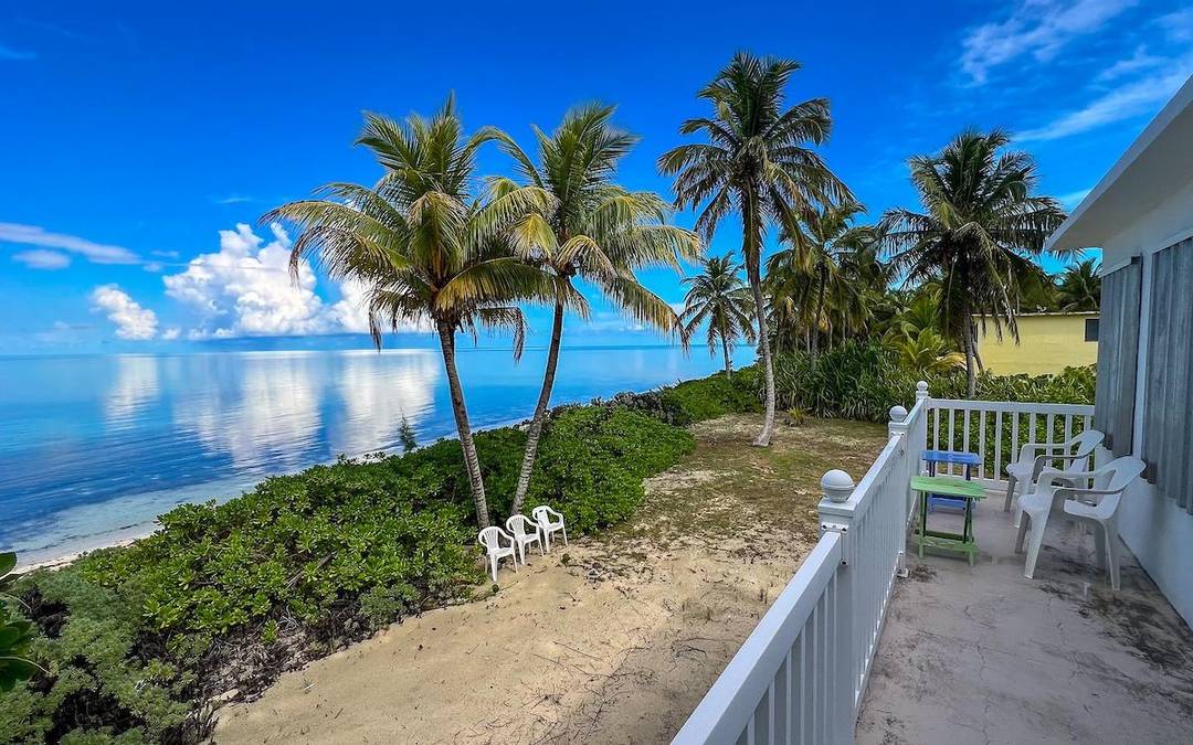 OCEANFRONT, DEEP CREEK Full Duplex Andros