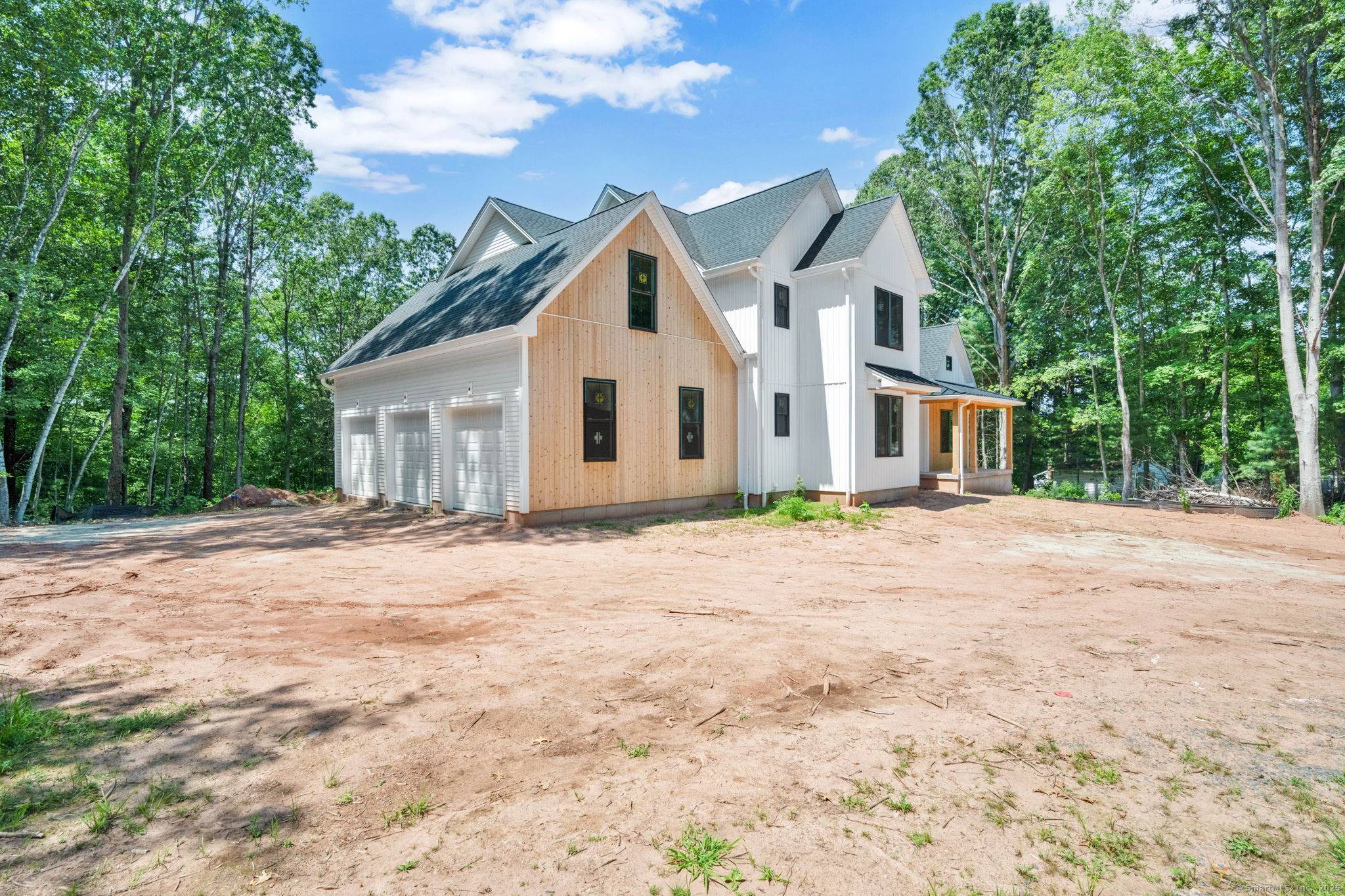 SHOWINGS BY CONFIRMED APPT ONLY What you've been waiting for !