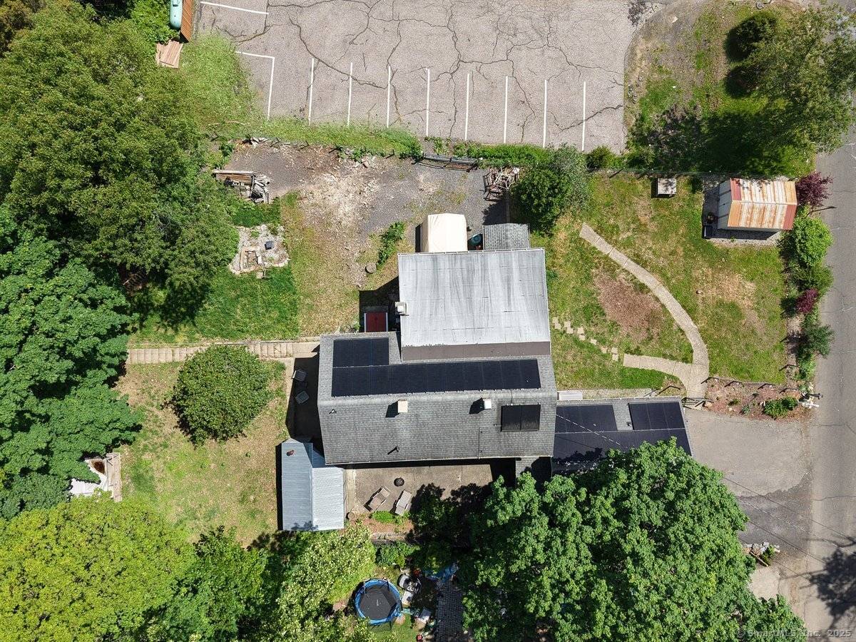 Welcome to 450 Frenchtown Road !