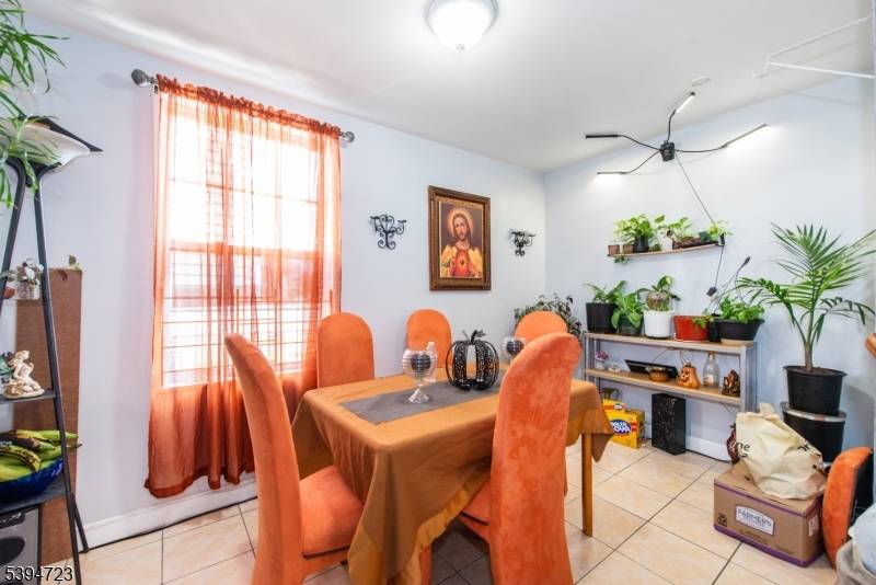 Charming two family home in booming Newark !