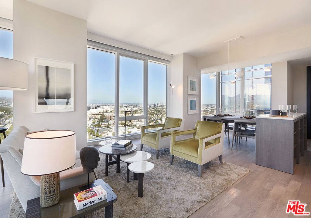 10000 SANTA MONICA BLVD 2BR Beverlywood La
