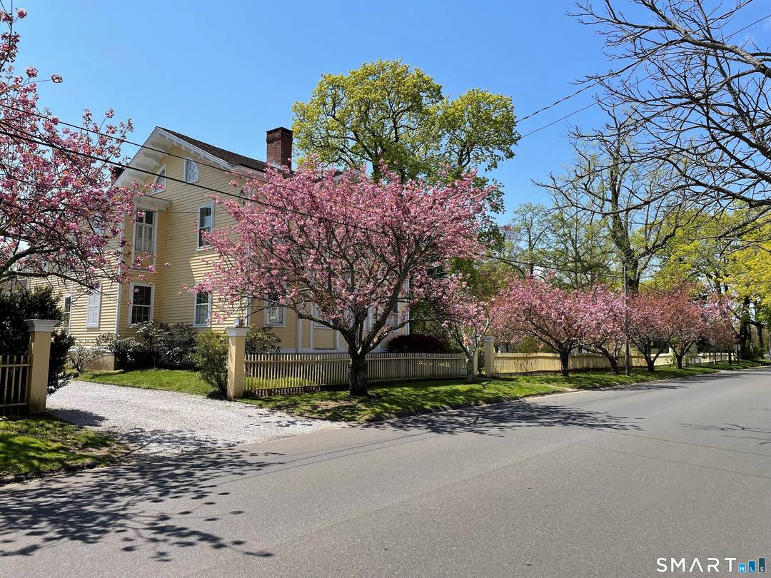 Rare opportunity to rent on Historic Broad Street.