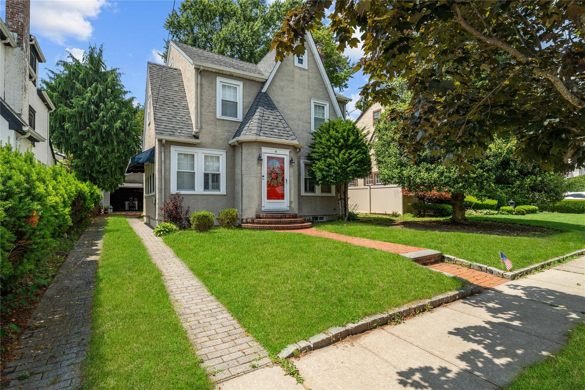 Well Maintained 3 bed, 1.