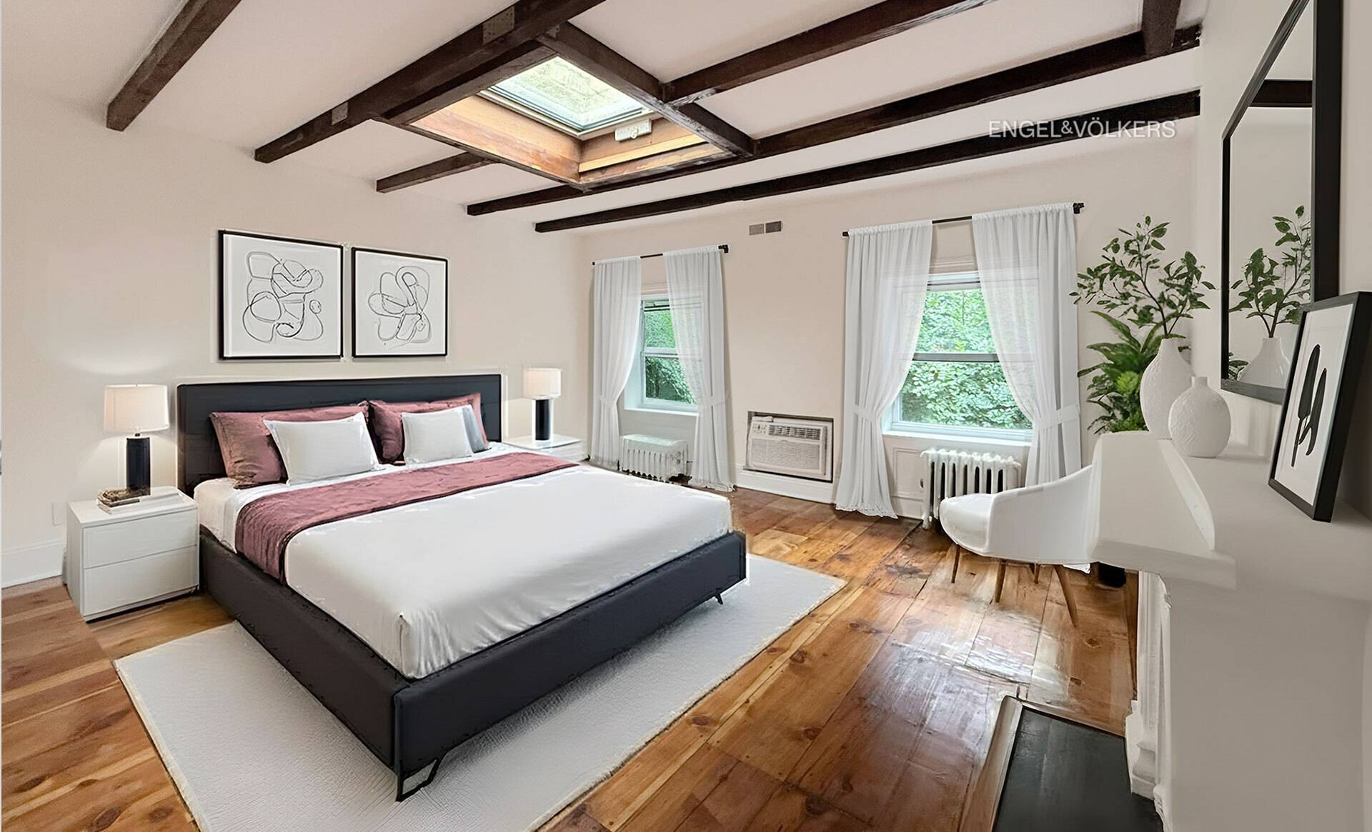 East Village Retreat Renovated, Spacious, Full Floor 1BR w PRIVATE ROOF DECK !