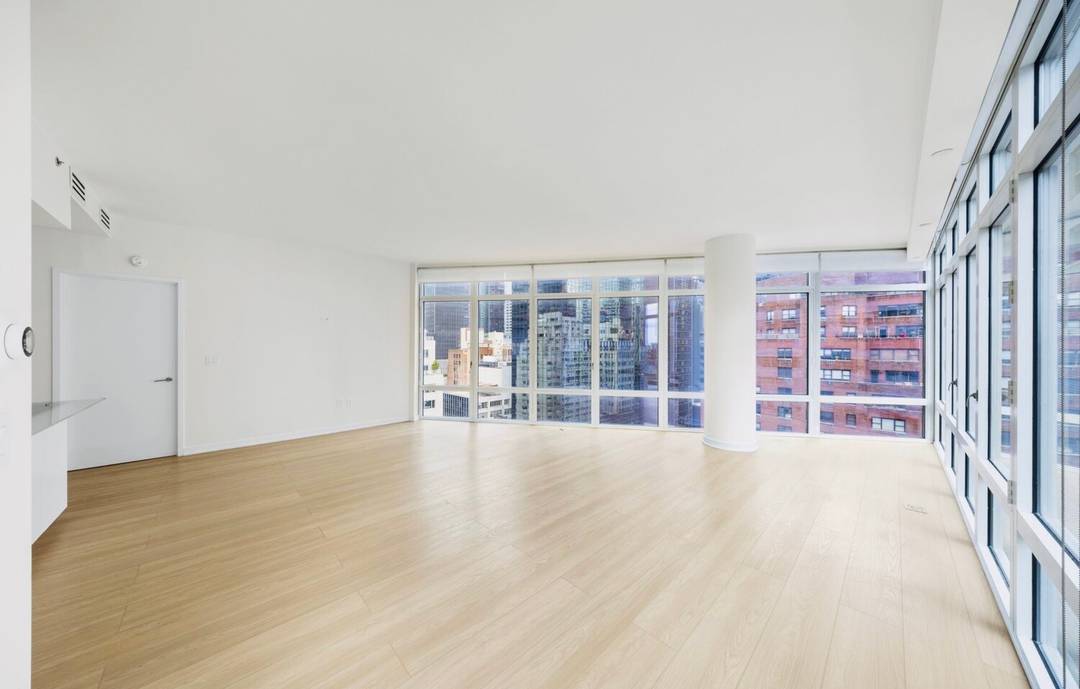 You're one of two apartments on the floor.