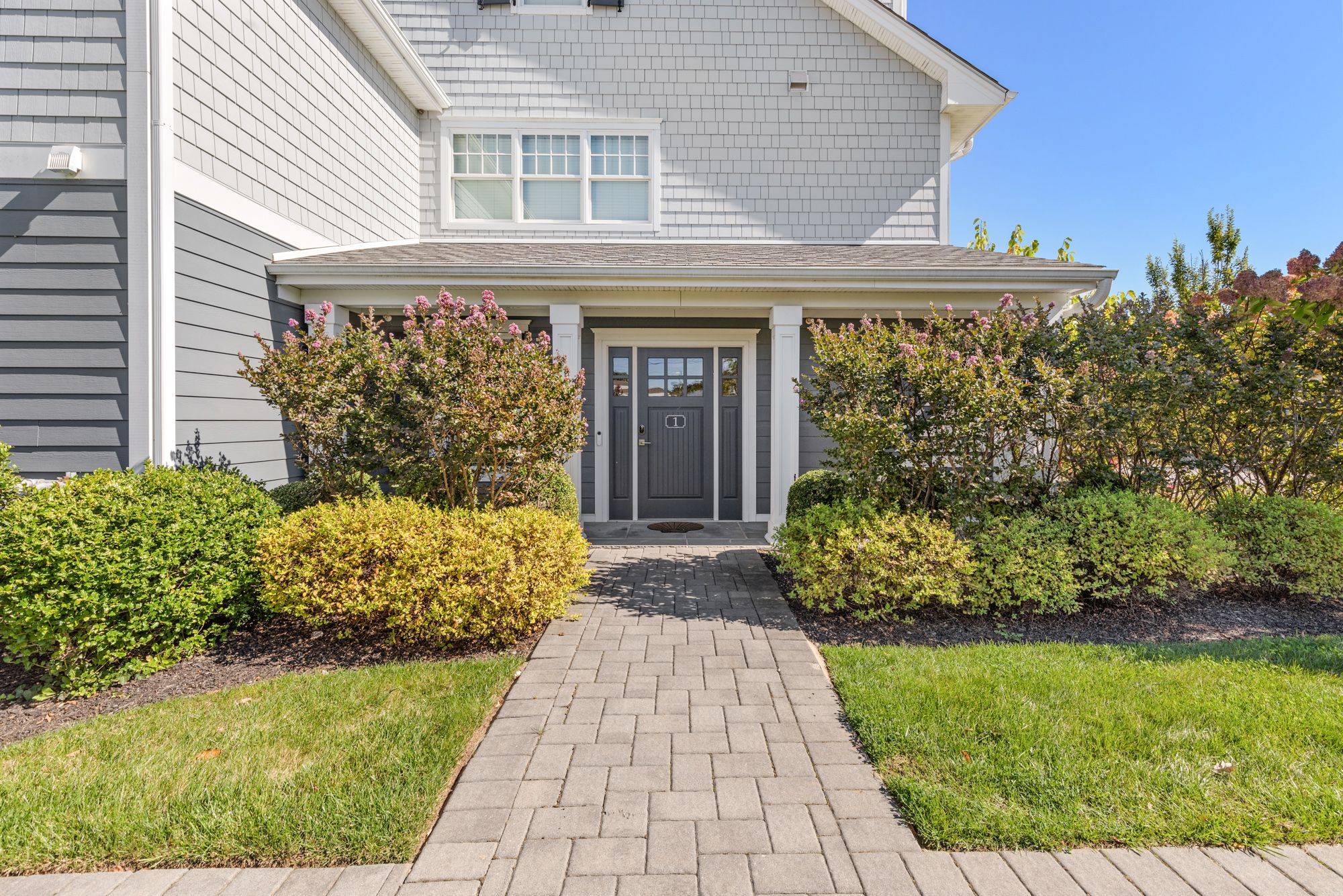 Luxury Condo Close to US Open!