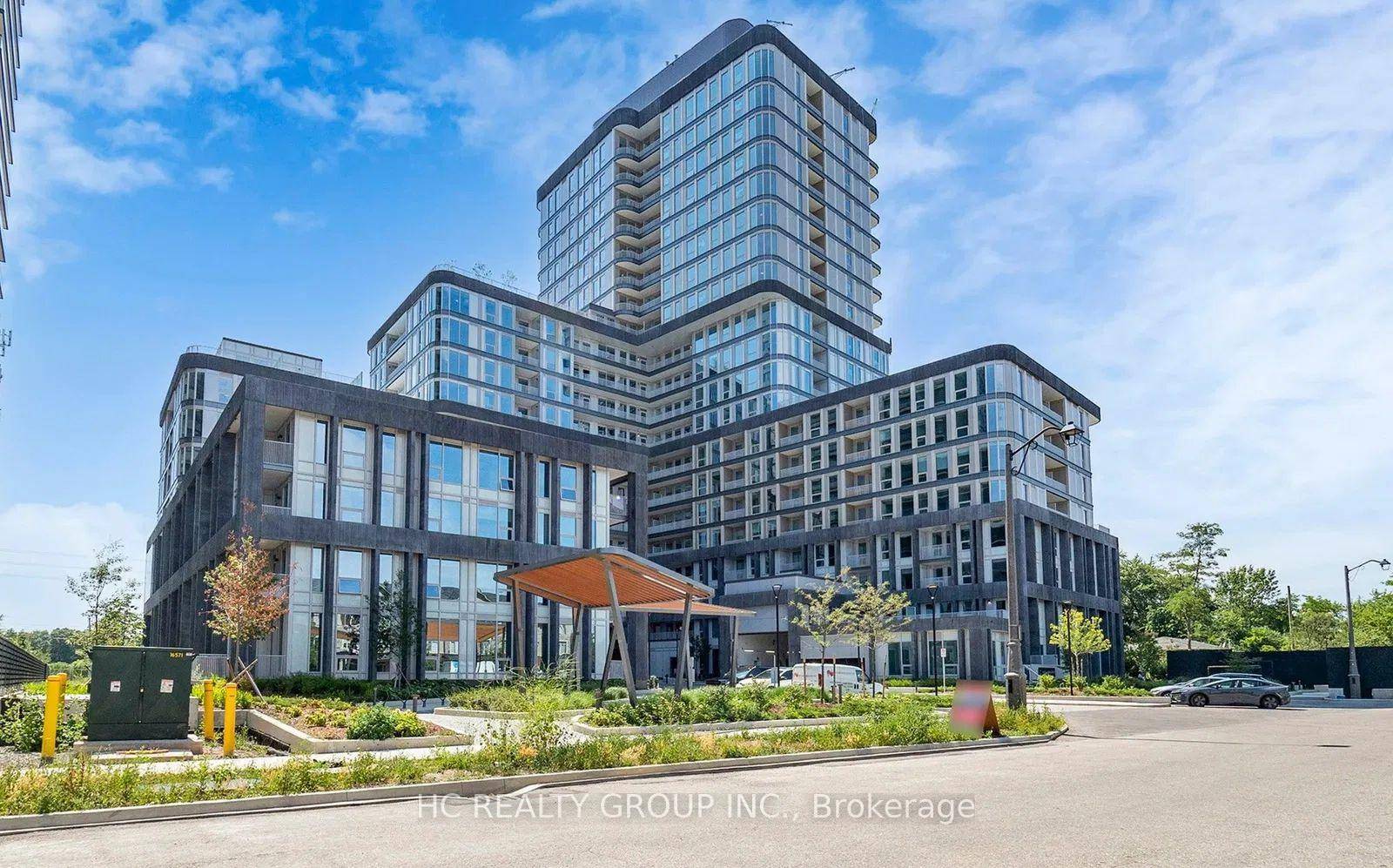 Stunning Brand New 1 Bedroom Den Condo never Lived In !