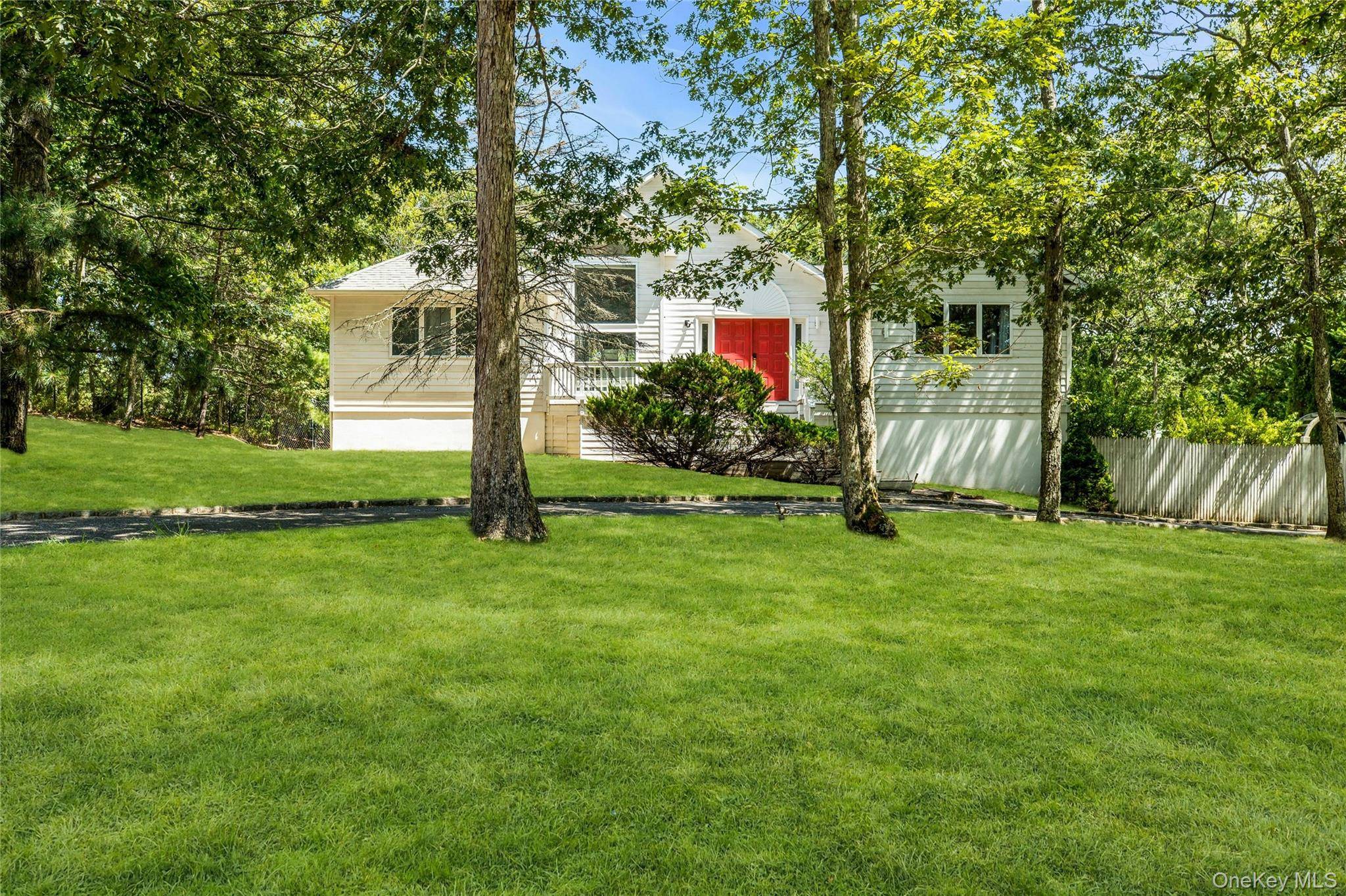 Modern Living in Desirable Red Creek Ridge Set in the sought after Red Creek Ridge neighborhood of Hampton Bays, this stylish modern home offers an open concept layout ideal for ...