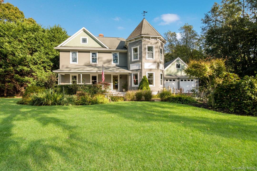 North Fork Seasonal Rental Home in the Heart of Mattituck.