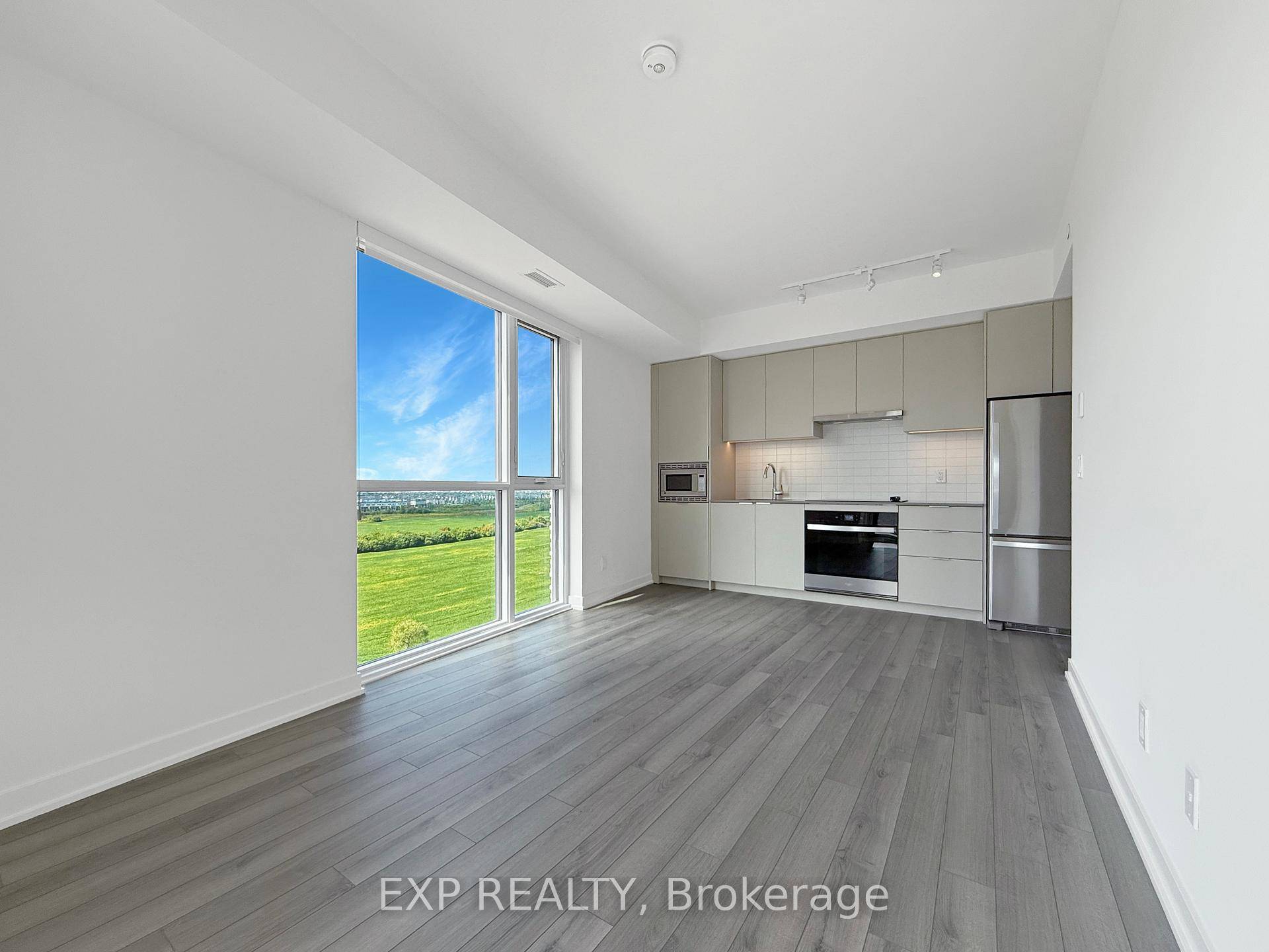 Welcome to Suite 1002 at 3079 Trafalgar Road in Oakville where brand new meets I cant believe I get to live here.