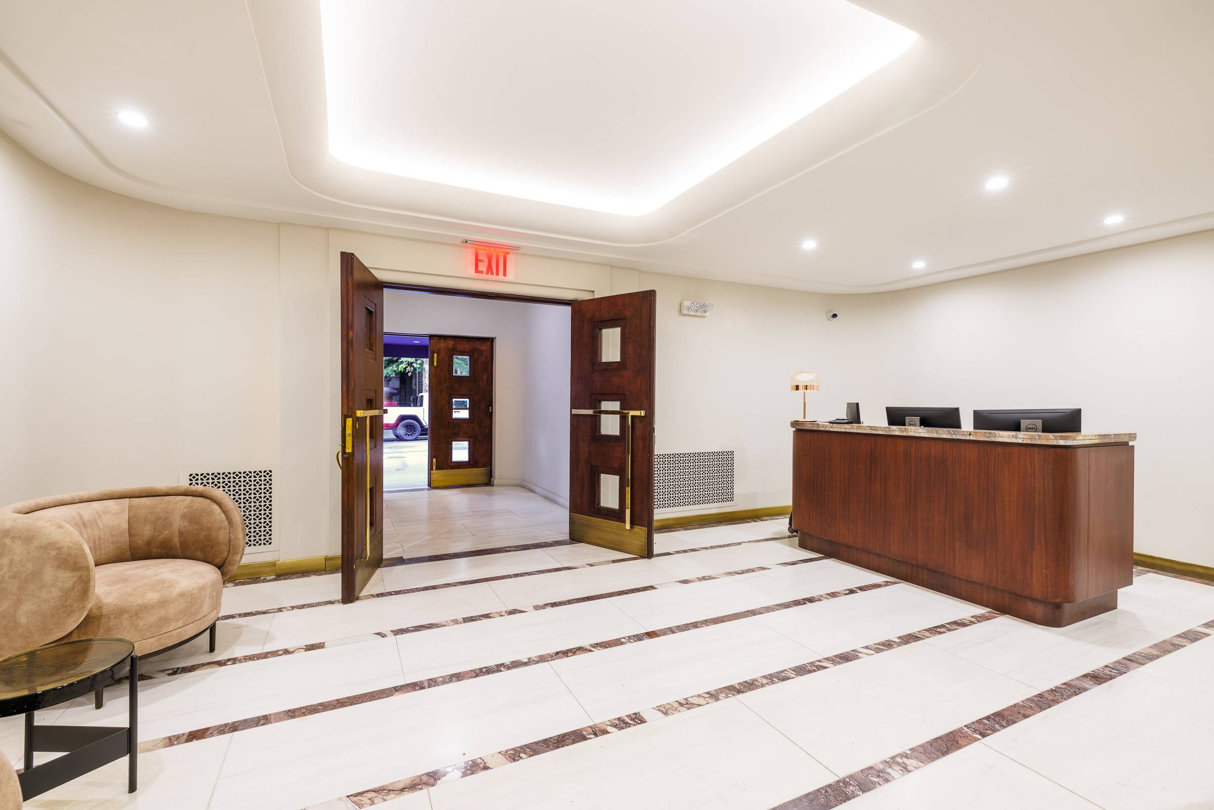 Spacious studio, 1 bathroom featuring modern finishes, custom marble features in bathrooms, chef s kitchens with integrated stainless steel appliances, ample closets, wide oak plank flooring and plenty of space ...