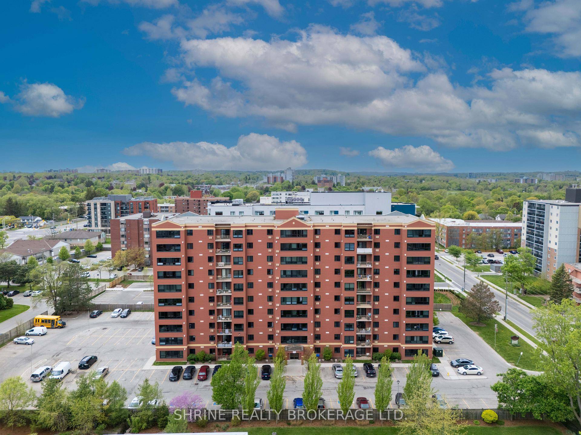 Welcome to this well maintained, owner occupied 2 bedroom, 2 bathroom apartment, ideally situated near Commissioners Road and Baseline Road West.