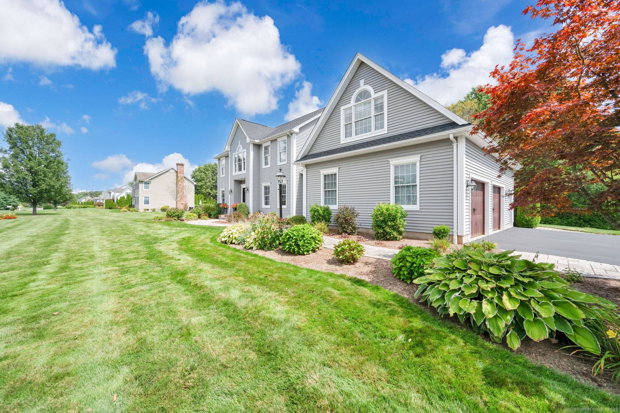 Incredible custom built Roy Colonial set on a level 1.