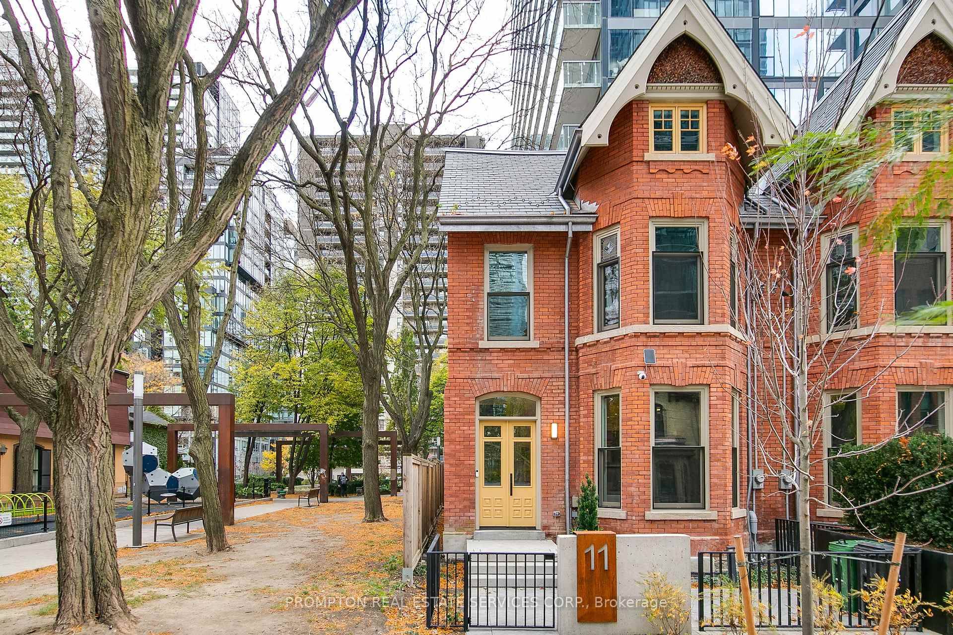 Newly Renovated Heritage Townhouse At Prime Location, Yonge Gloucester.