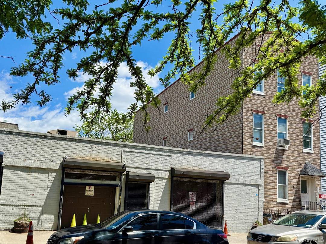 Prime 3 Family Investment Opportunity 73 13 71st Street, Glendale, NY !