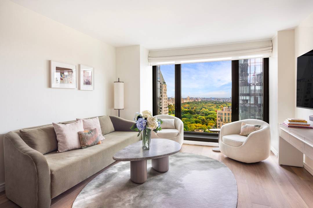 Elegant City Living with Stunning Park Views Bask in sunlight and skyline beauty from this one bedroom, one bath residence designed by Thomas Juul Hansen, where floor to ceiling windows ...