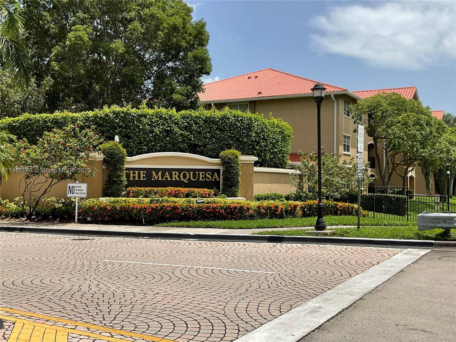 This 2 2 unit is freshly painted with a large living room in highly desired gated community in the heart of Pembroke Pines !