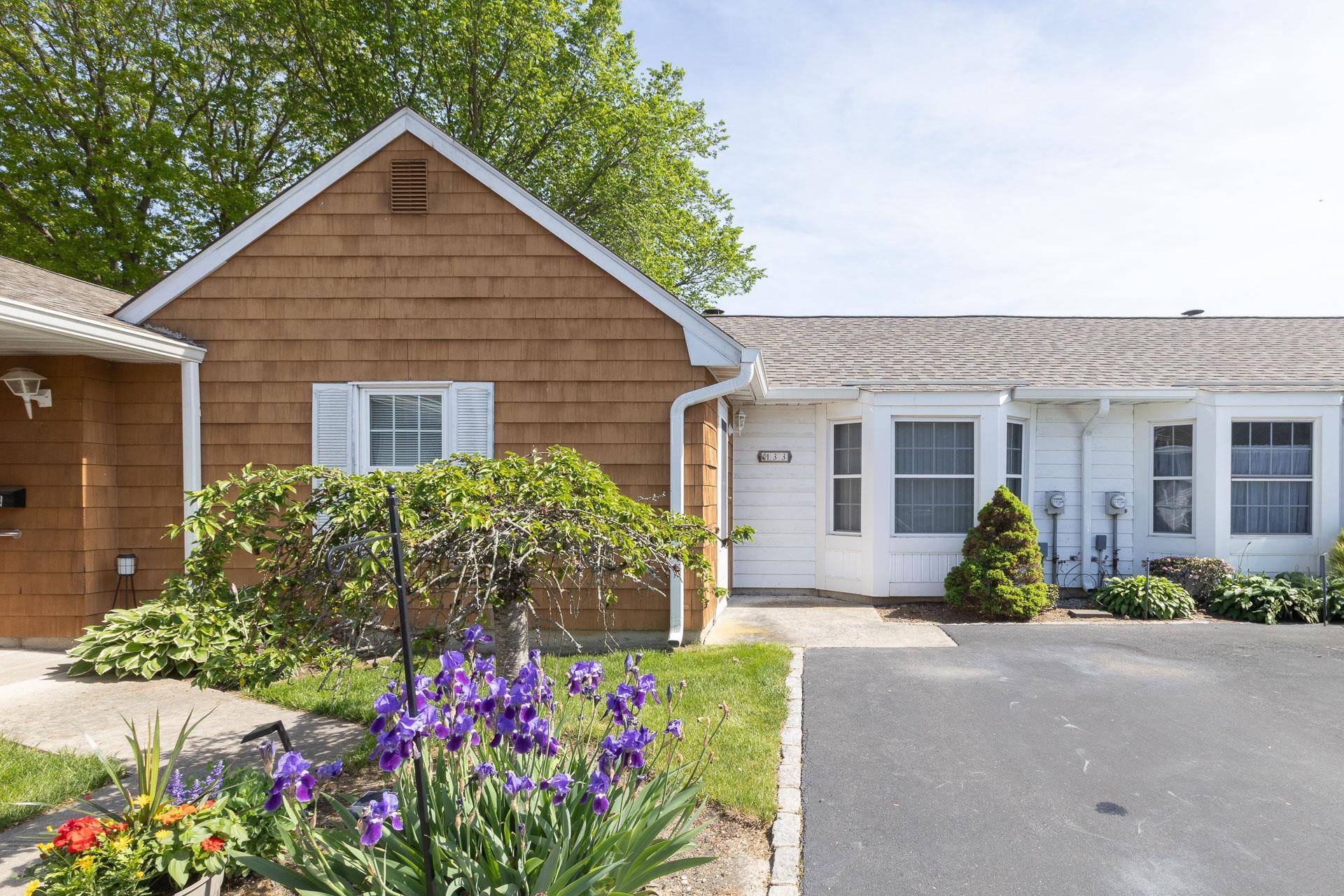 Desirable 55 Gated Community in Sayville, the Crown Jewel of the South Shore !