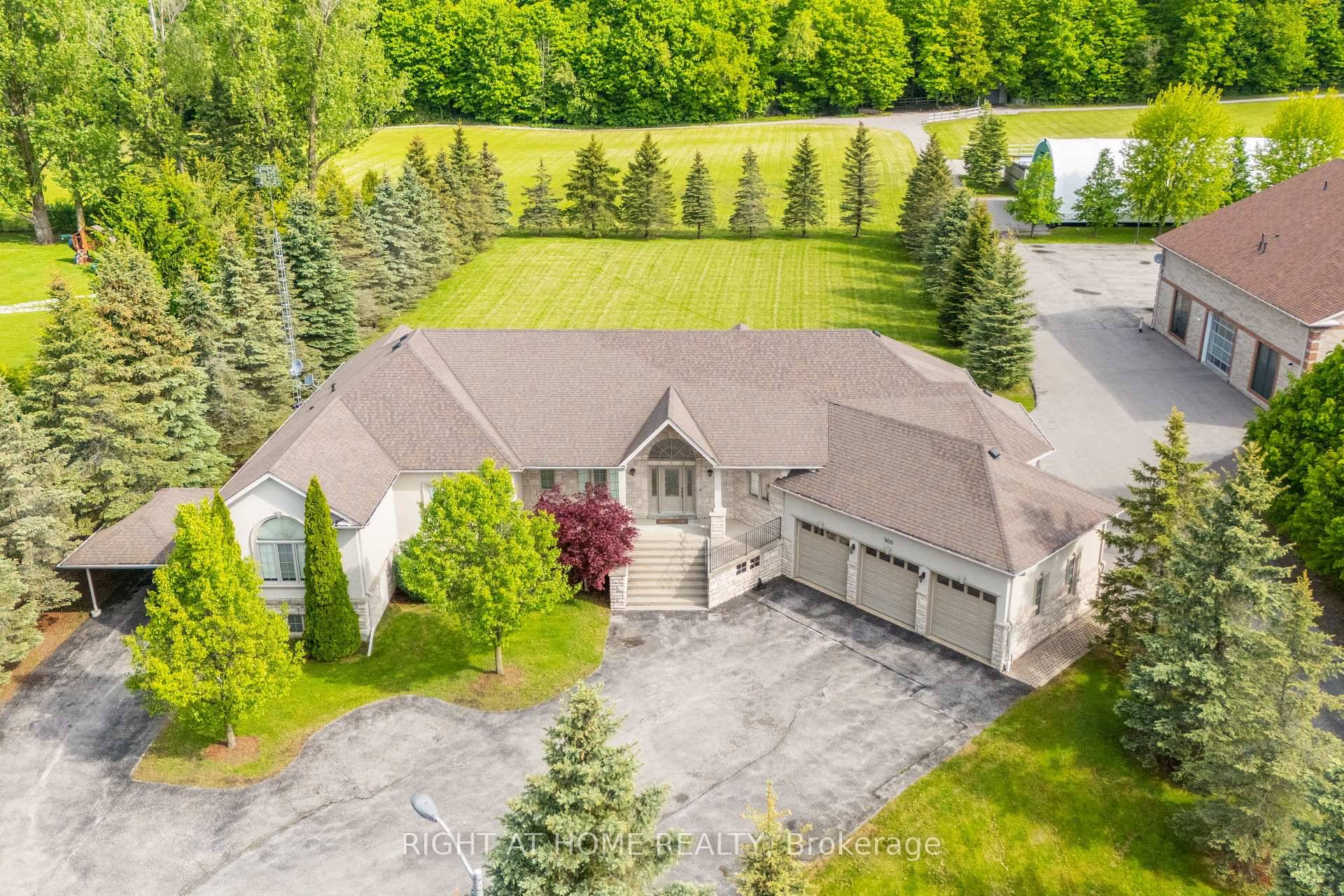 Exceptional 48 Acre Estate Acreage to be Confirmed by Buyer A Rare Find !