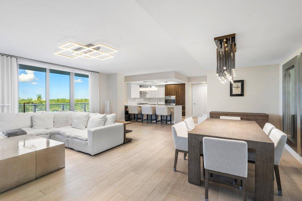 RIVA, Residence 707 a stunning gem in Fort Lauderdale !