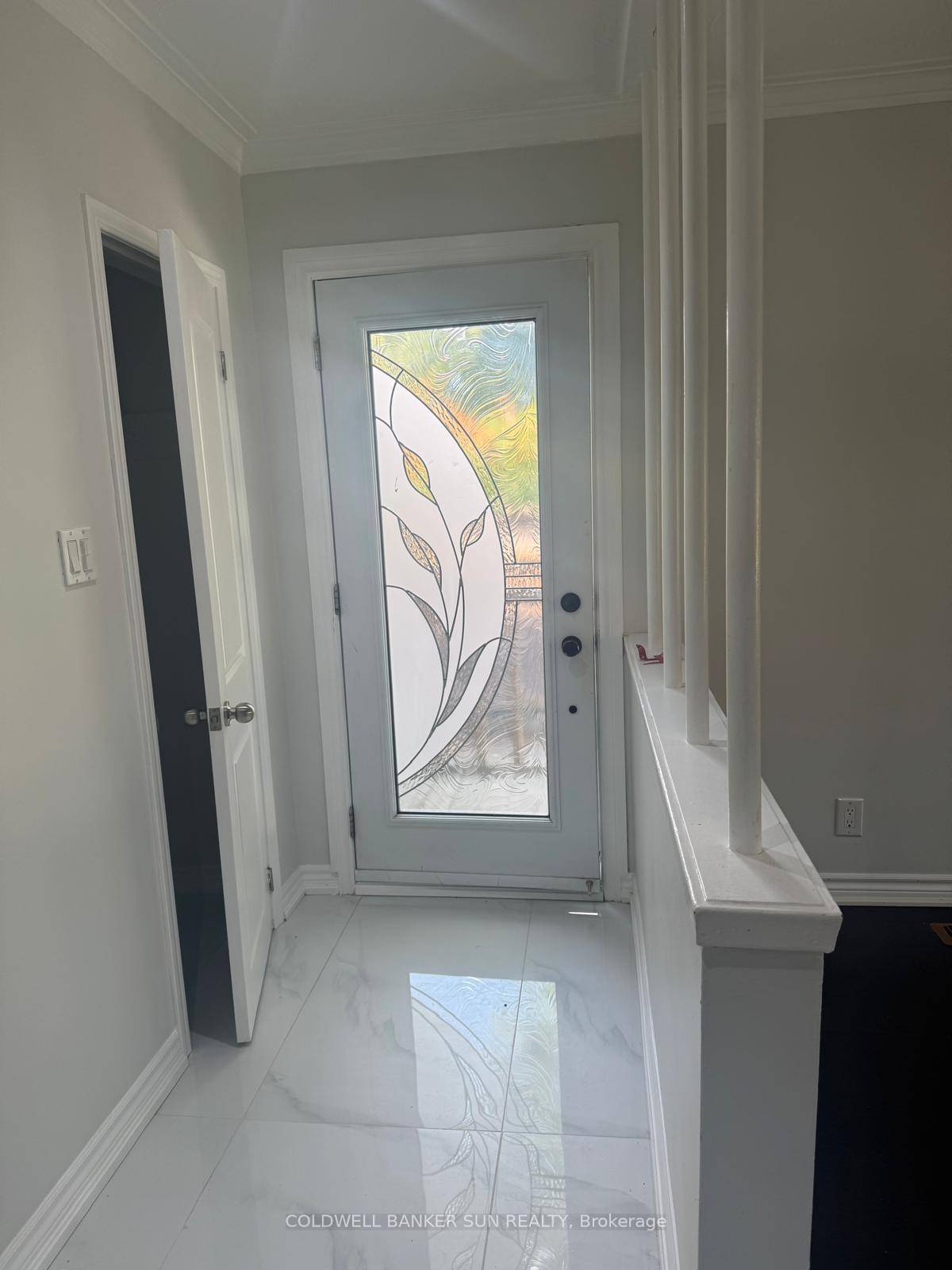 Location Location. Newly Renovated Nice East facing detahed house with 3 bedrooms amp ; 2 washrooms.
