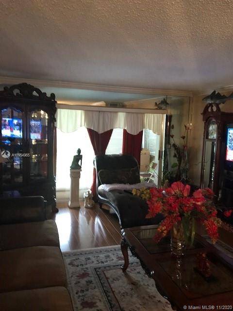 Beautifully updated 2nd floor 2 2 condo in a well maintained gated community.