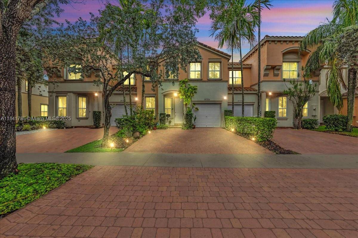 Beautiful 3 bedroom, 2. 5 bath home in a desirable Miramar community.