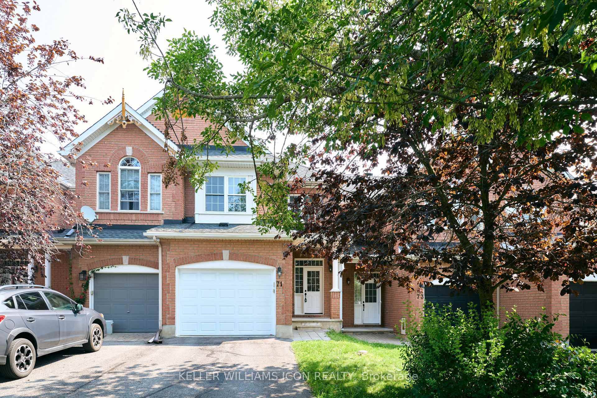 No rear neighbours amp ; Prime Kanata Lakes Location !