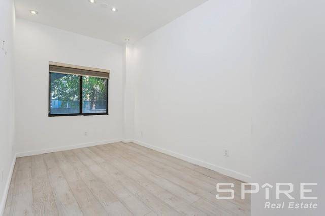 Renovated Condo Duplex w Private Backyard 3 Bedrooms amp ; 2.