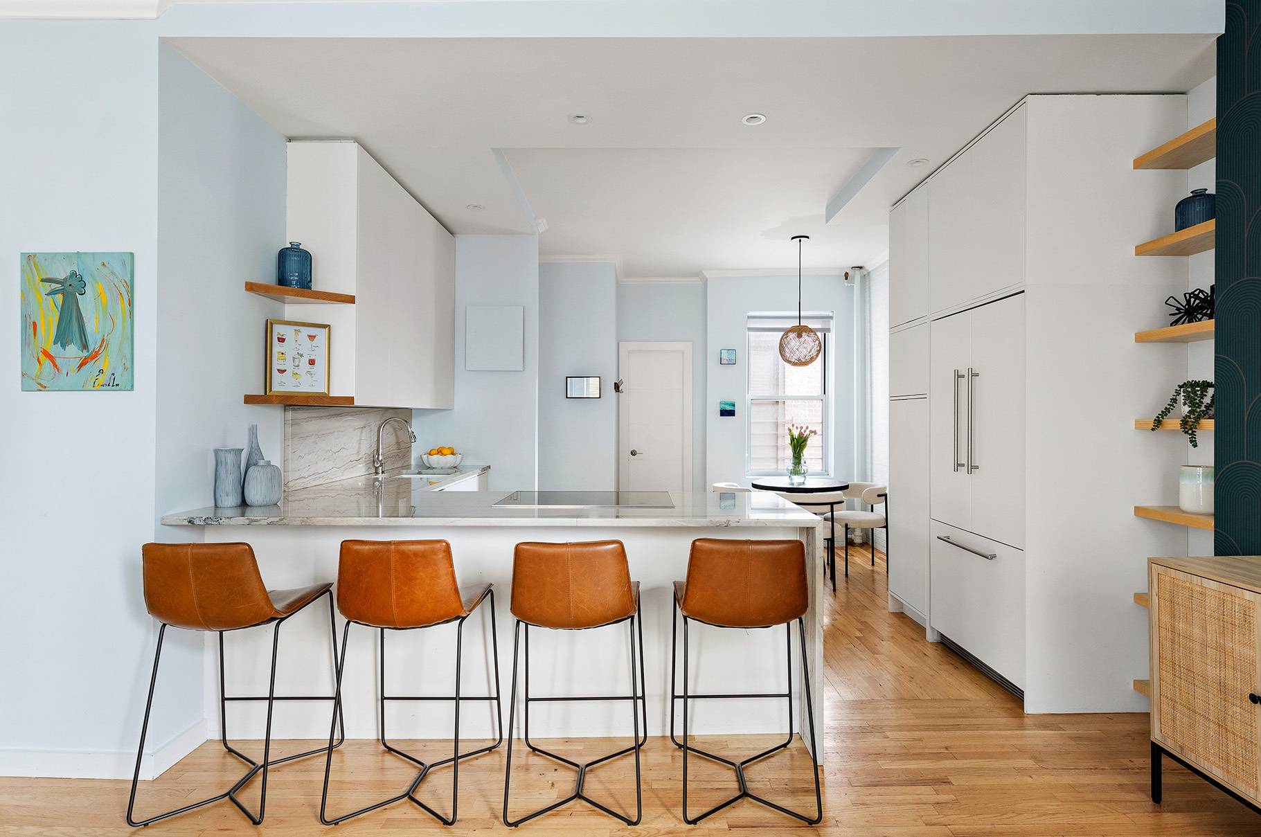 Welcome to Residence 8CD at 26 Gramercy Park South, a beautifully renovated two bedroom, two bath home in one of Manhattan s most coveted neighborhoods.