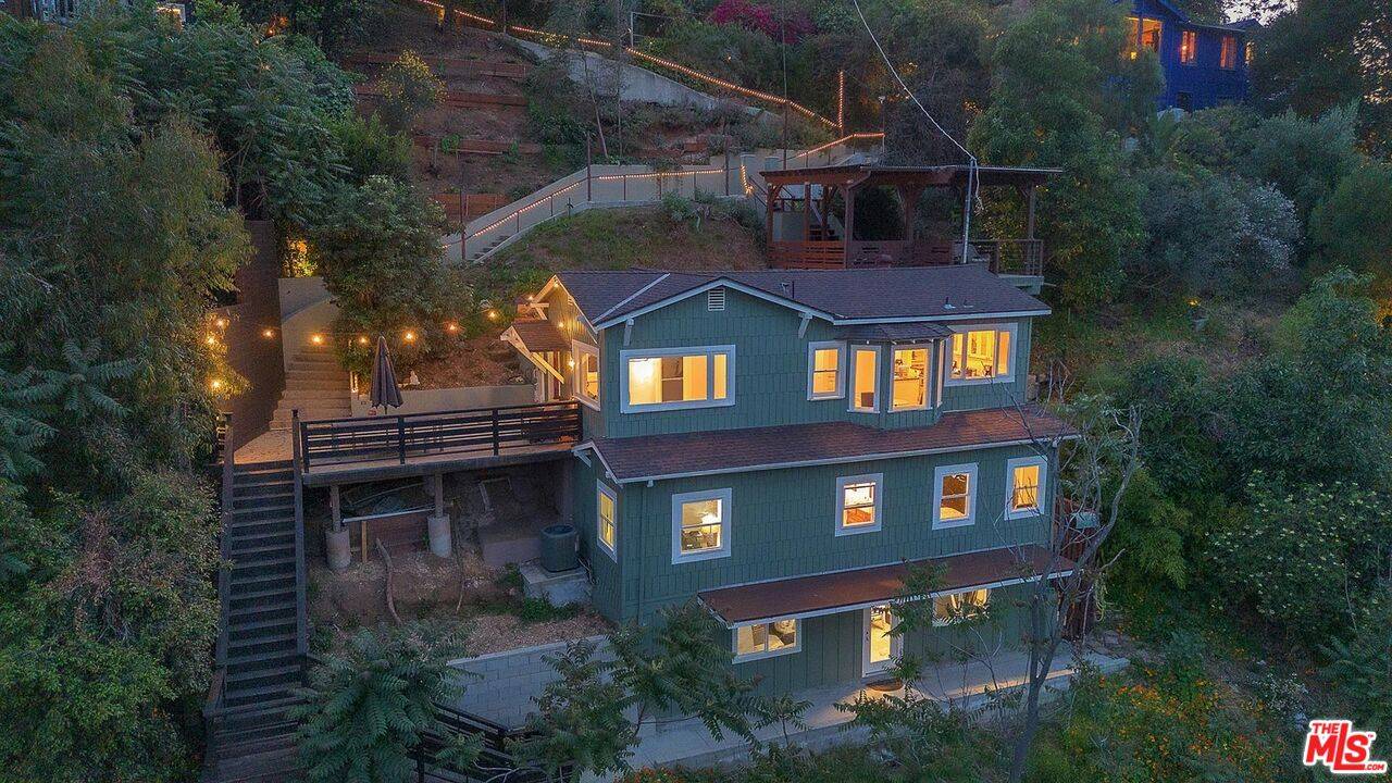 8181   Gould Ave 2BR Hollywood Hills East La