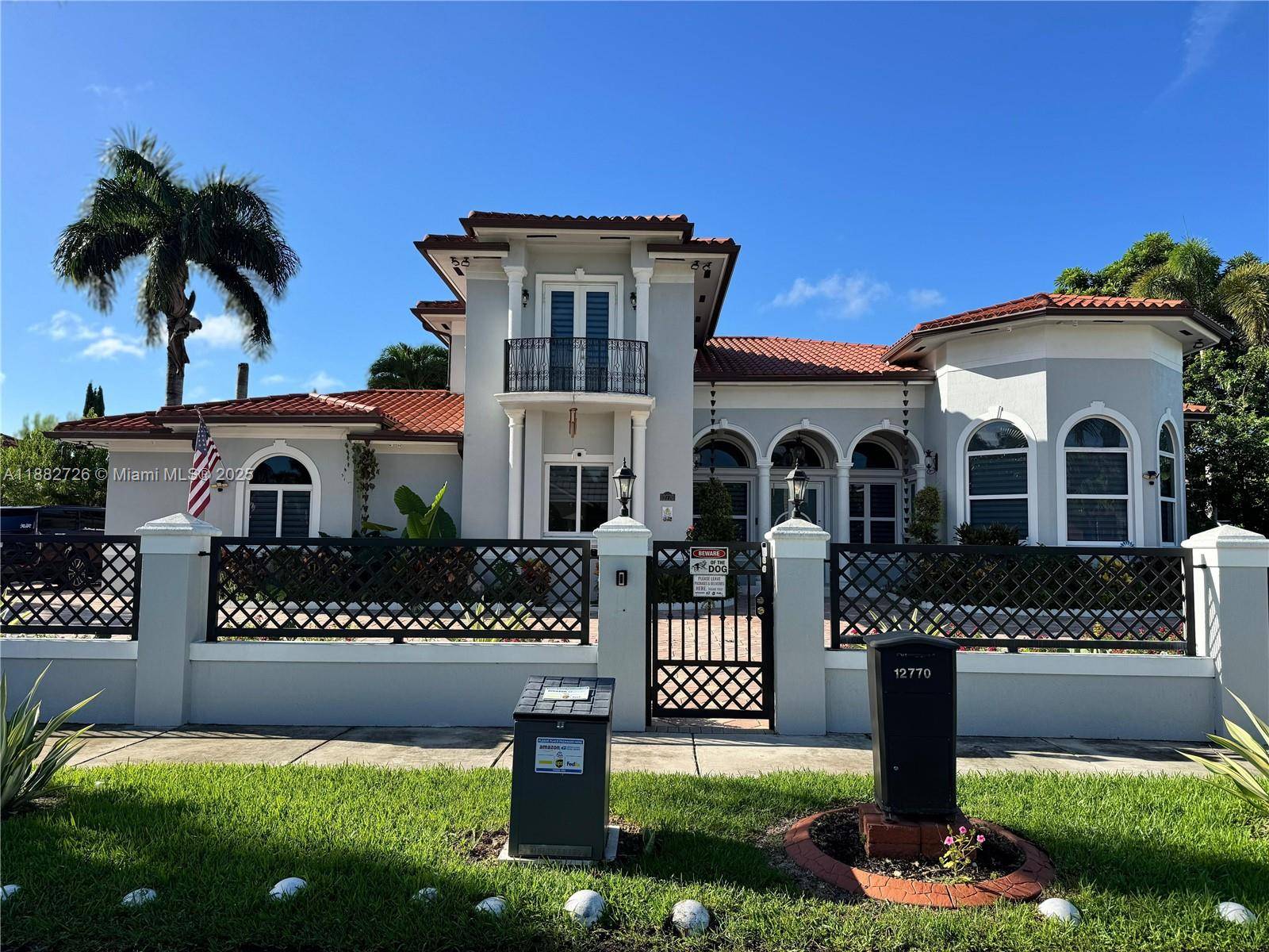 Looking for a home that has it all ?