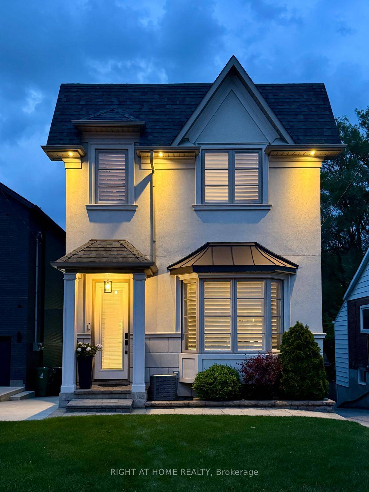 A seamless blend of light, Luxury and livability.