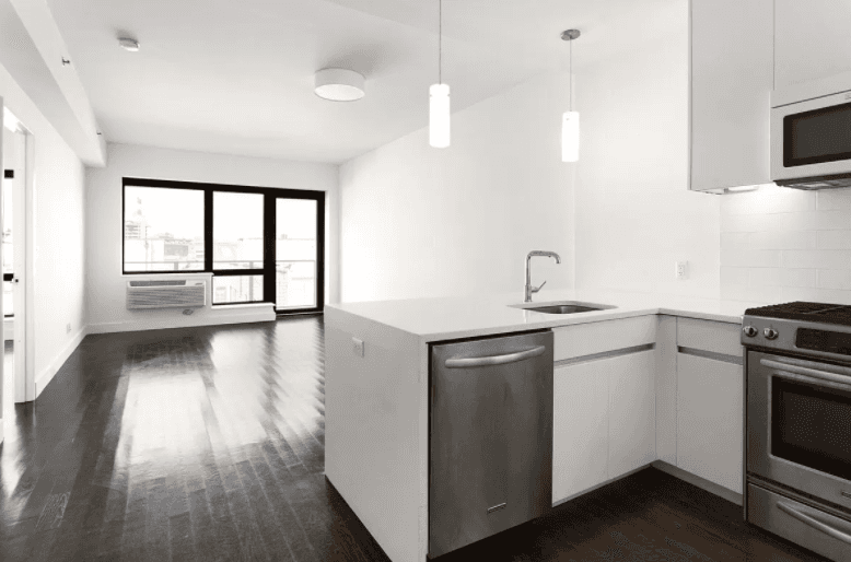 Highly sought after Boutique Condo building has the only offering of a 1 Bedroom 1 Bathroom Rental !