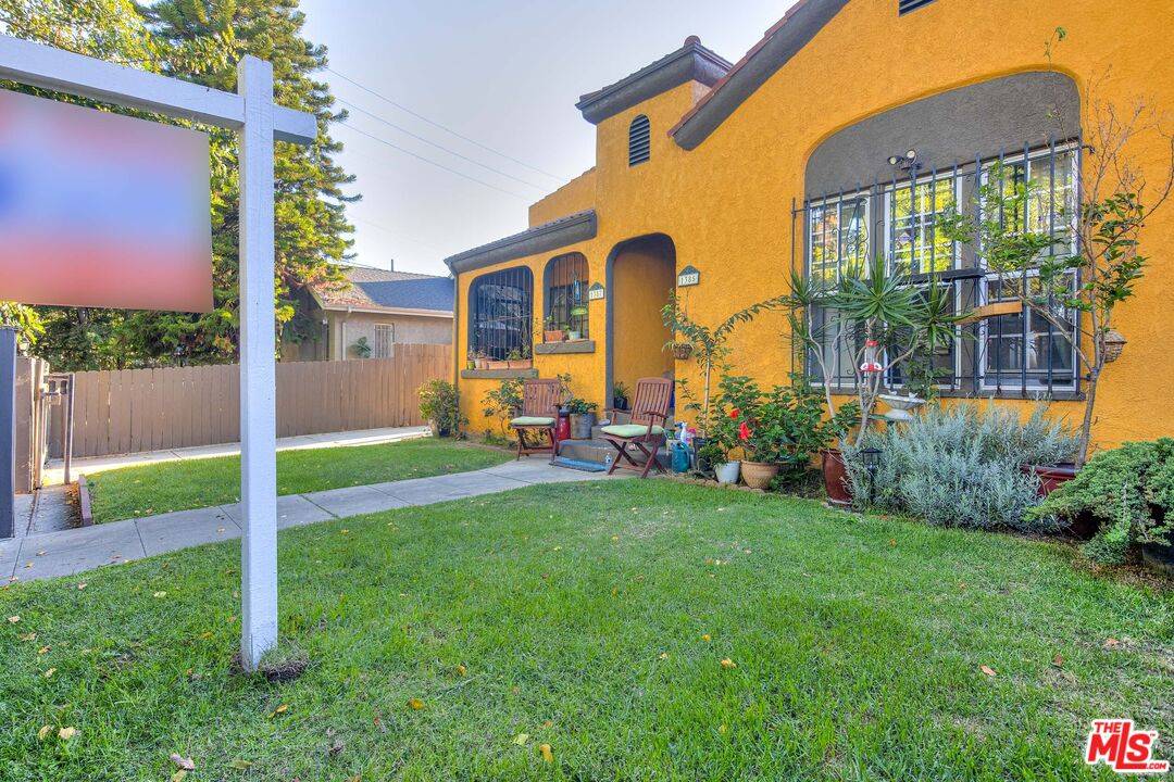 1385 1385-87 S Orange Dr Miracle Mile LA