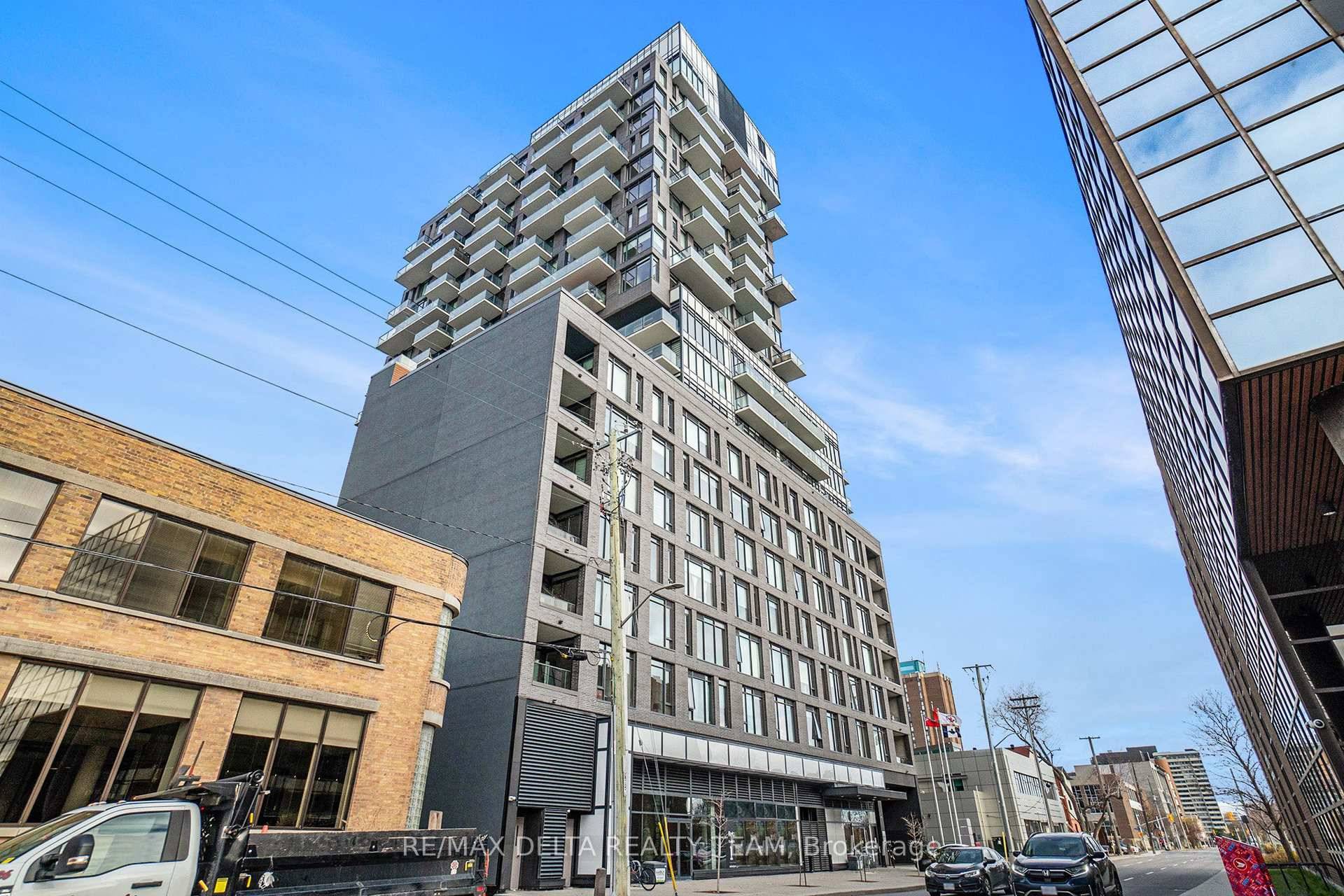 Welcome to urban sophistication at SoBa South on Bank, one of Ottawa's most iconic and architecturally striking condominium residences.