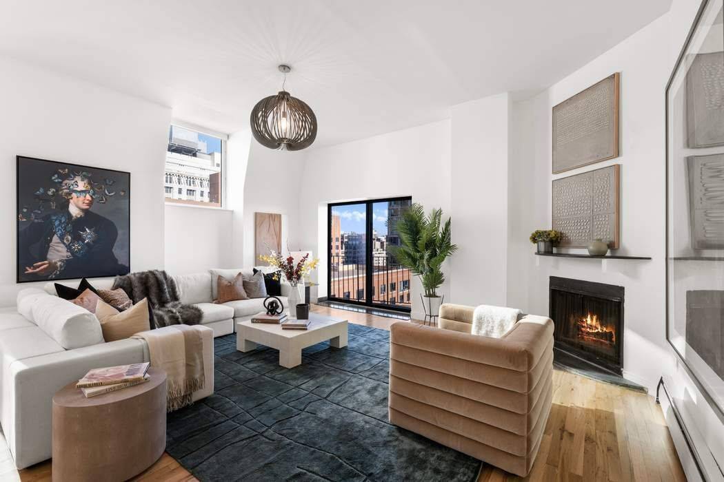 11D is a corner duplex penthouse loft with an interior square footage of 1, 616 and approximate exterior square footage of 1000 over two terraces.