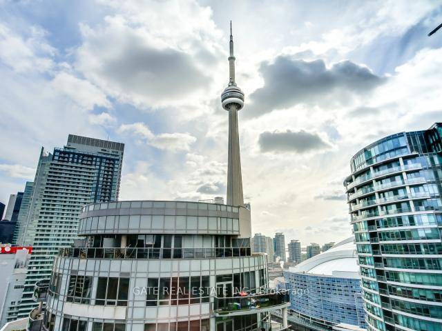 READY TO MOVE IN Toronto Downtown, Financial District.