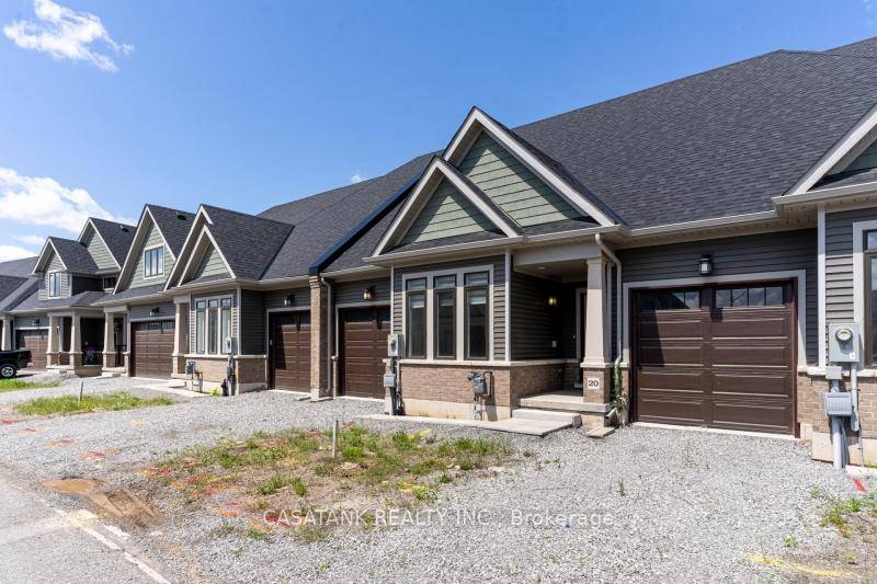 Bright Spacious 2 Bedroom 2 Full Washroom Bungalow Conveniently Located.
