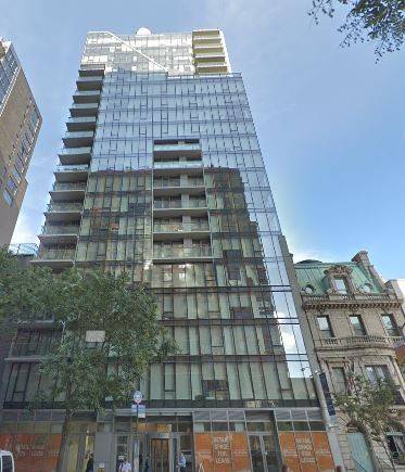 Murray Hill Studio BOND New York Properties is a licensed real estate broker that proudly supports equal housing opportunity.