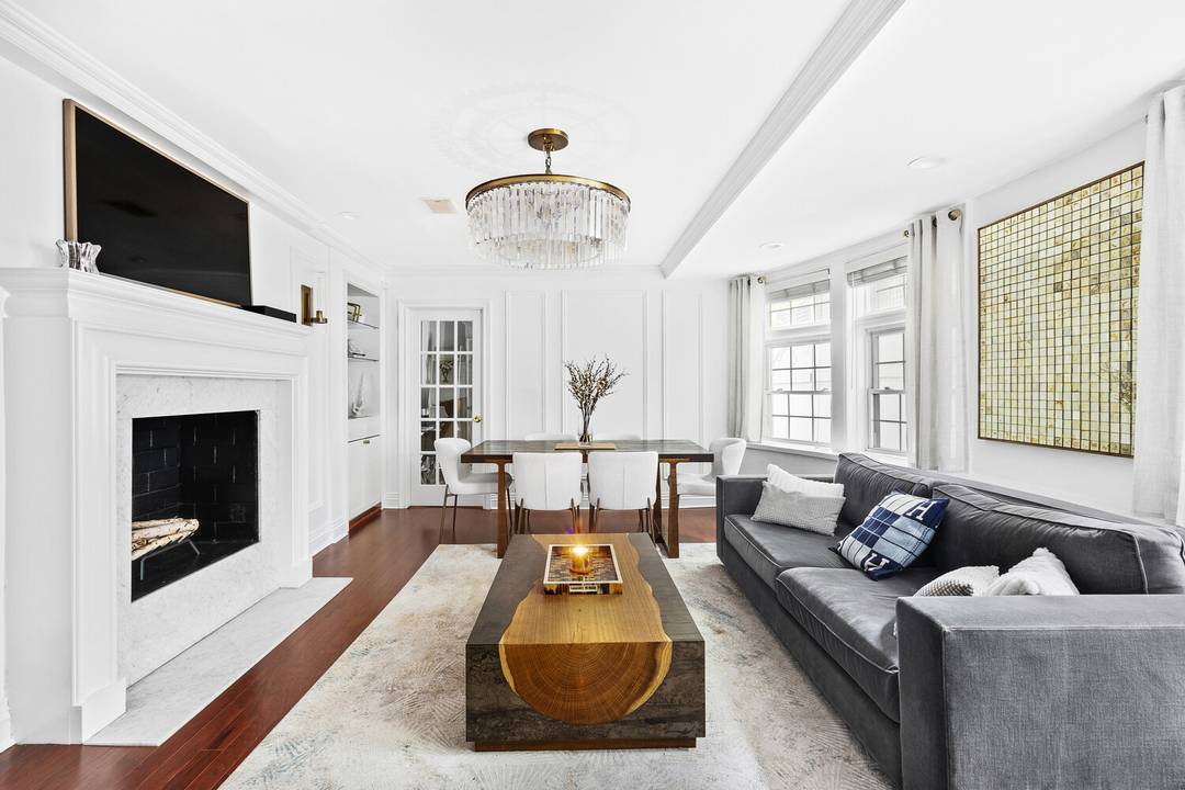 Welcome to 40 East 74th Street 1, a two level duplex home situated on one of the most beautiful townhouse blocks between Park and Madison Avenues.